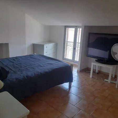 شقة Grand Appartement 4 A 6 Personnes Proche Gorges Du Verdon Et Les Thermes De Greoux Les Bains